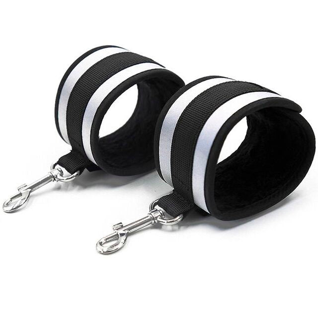 OHMAMA FETISH - GREY DOLLS HANDCUFFS