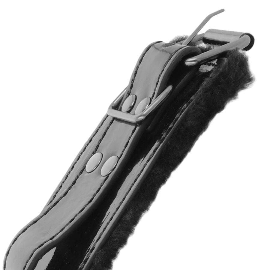 DARKNESS - MENOTTES CUIR RÉGLABLES CHEVILLES NOIRES AVEC CADENAS