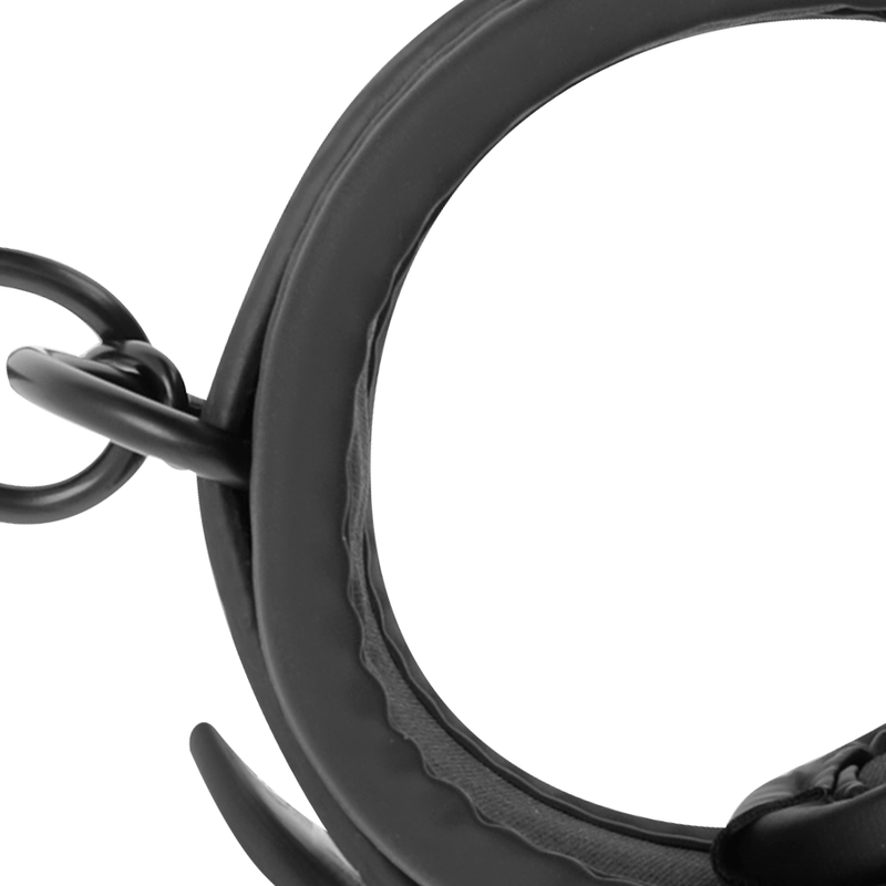 SOUMISE FÉTICHISTE - POSITION MAÎTRE AVEC 4 MENOTTES DOUBLÉES NÉOPRÈNE
